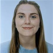 Me defino como una persona responsable, trabajadora y organizada.
Ser profesora y enseñar siempre ha sido mi pasión desde siempre. Como profesora de primaria, el alumnado que daré clase rondará entre los 6 y 12 años.